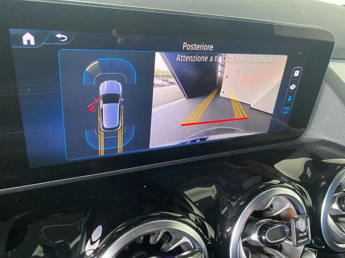 Mercedes-Benz GLA SUV usata a Bergamo (15)