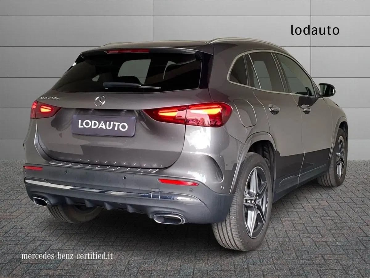 Mercedes-Benz GLA SUV usata a Bergamo (2)