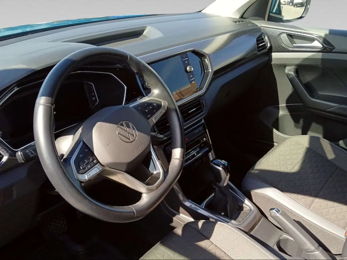 Volkswagen T-Cross usata a Livorno (13)