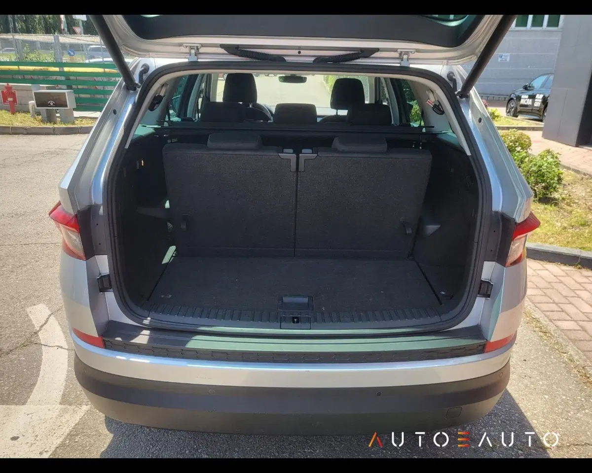 Skoda Kodiaq usata a Reggio Emilia (10)