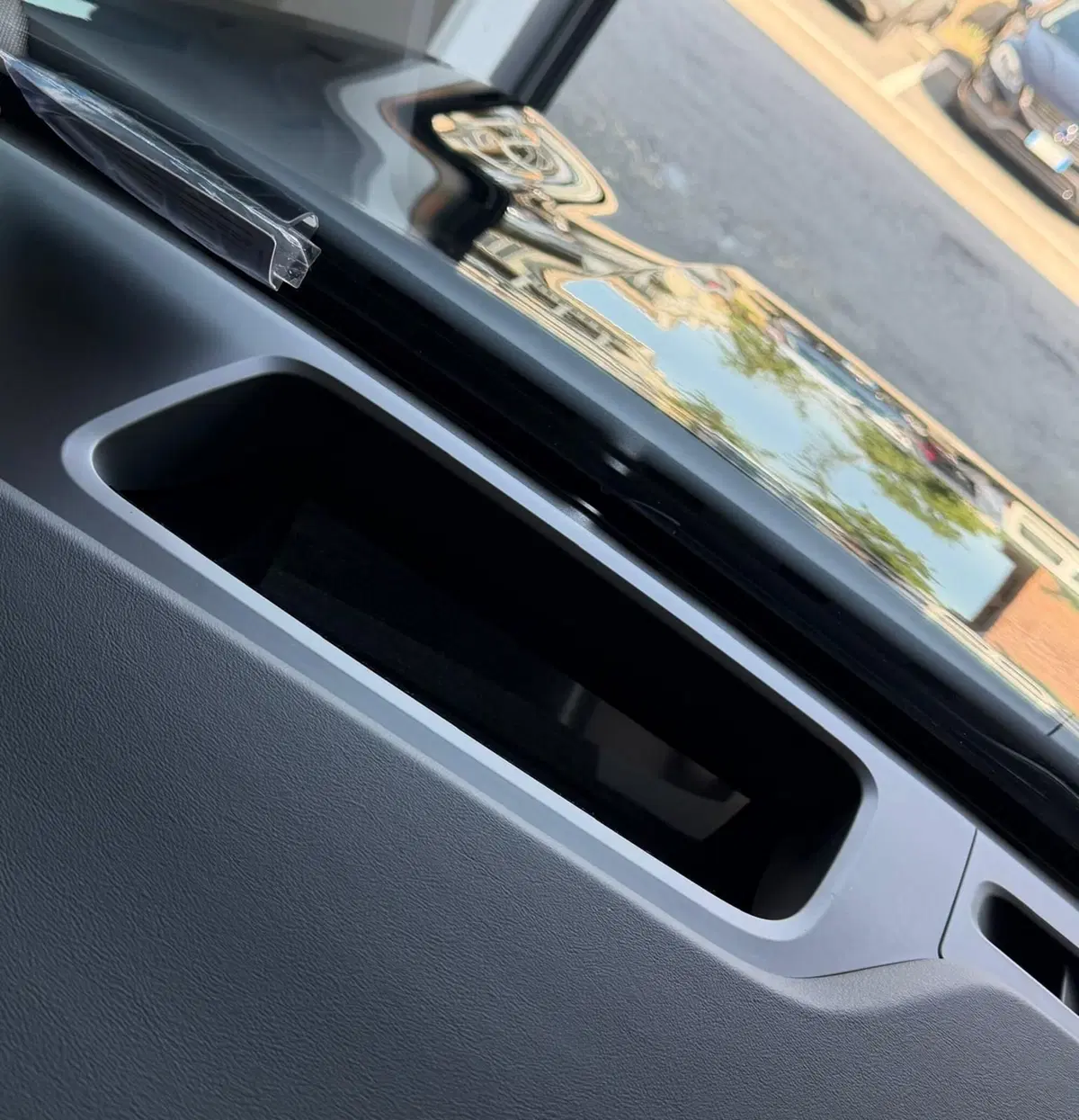 Volvo ES90 usata a Parma (16)
