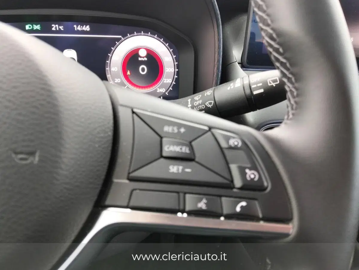 Nissan Juke usata a Como (11)