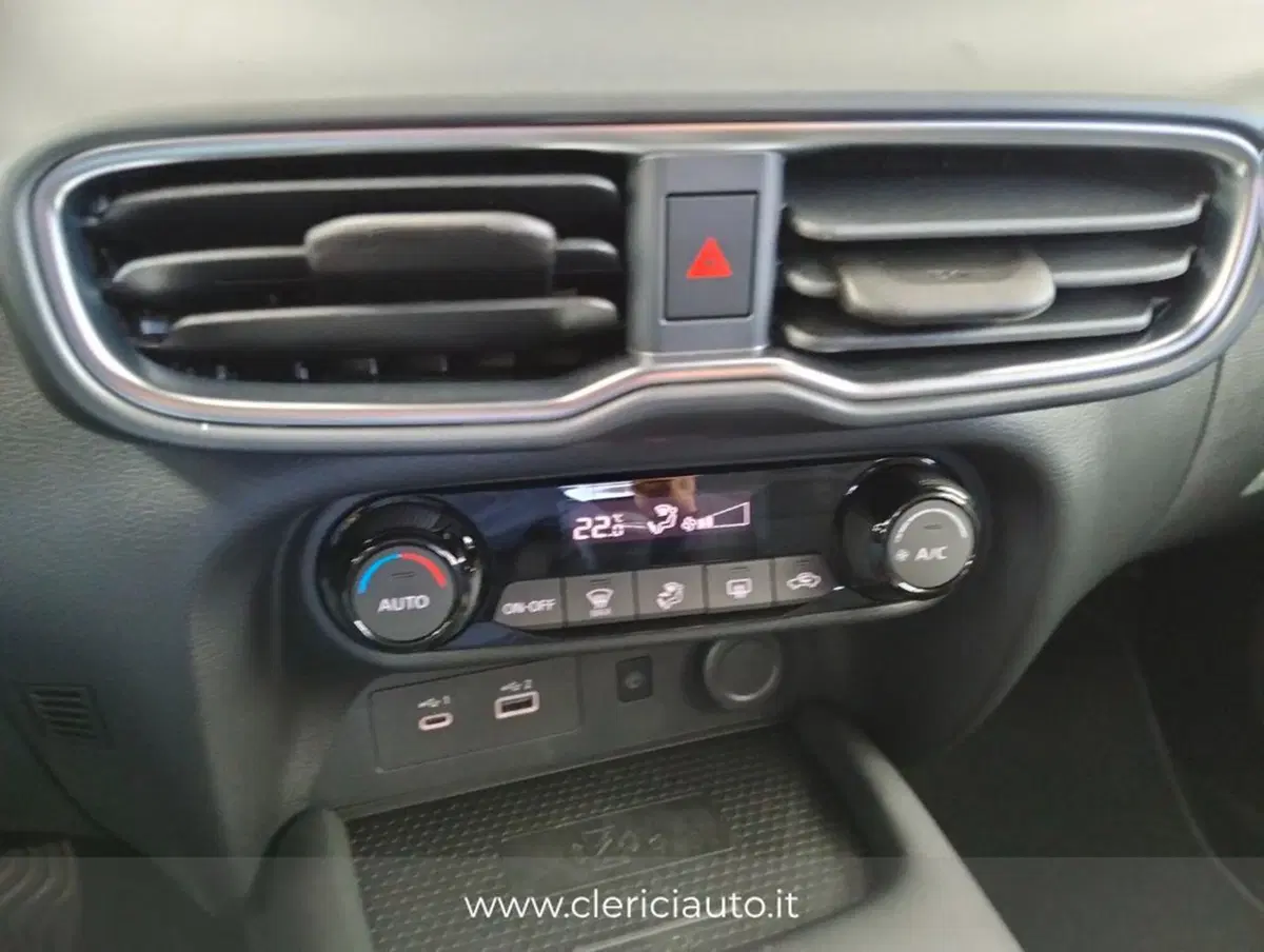 Nissan Juke nuova a Como (14)