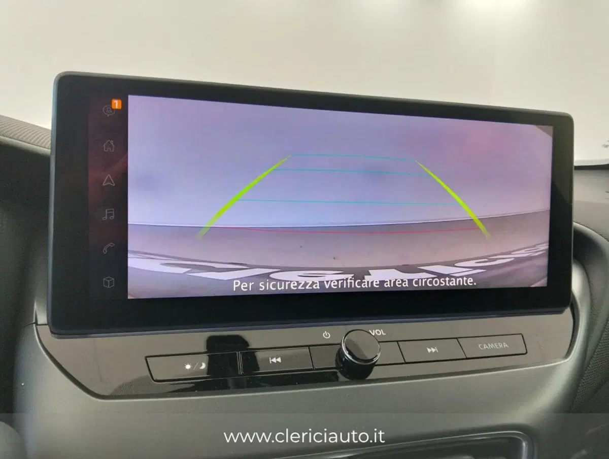 Nissan Juke nuova a Como (13)