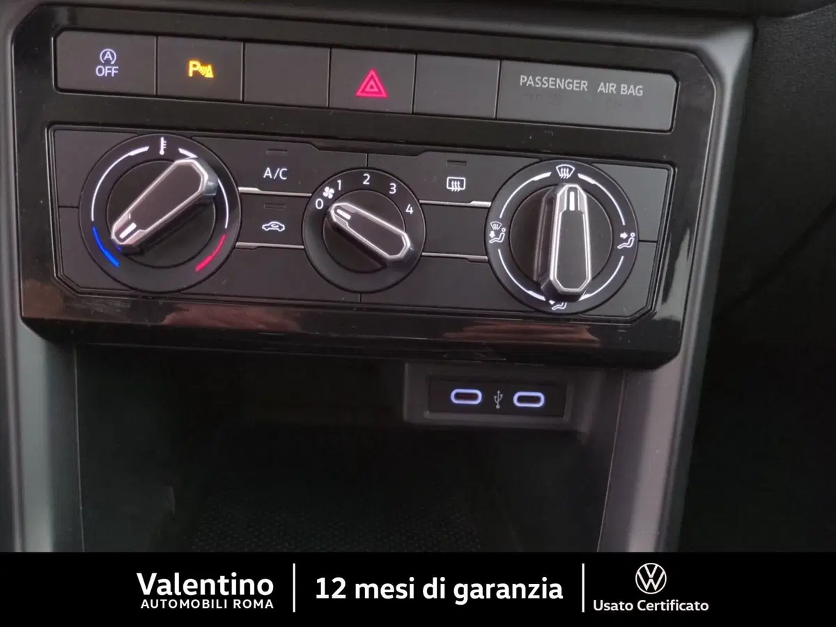 Volkswagen T-Cross usata a Roma (17)