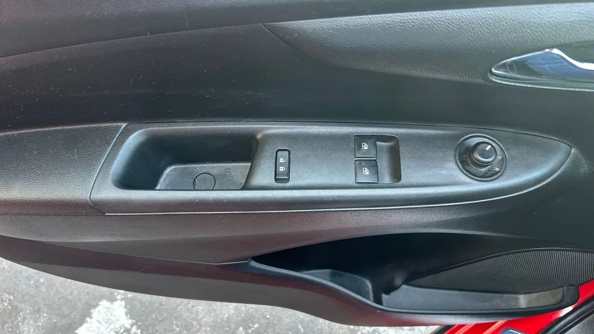 Opel Karl usata a Parma (15)