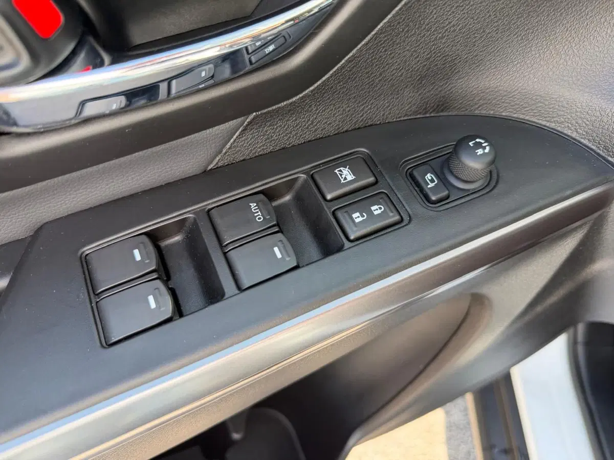 Suzuki S-Cross usata a Vicenza (11)