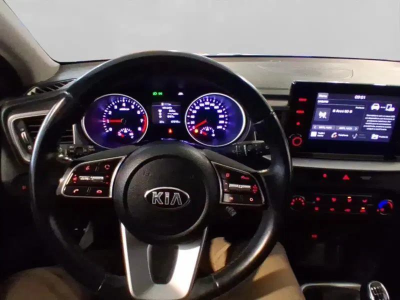 Kia XCeed usata a Genova (14)