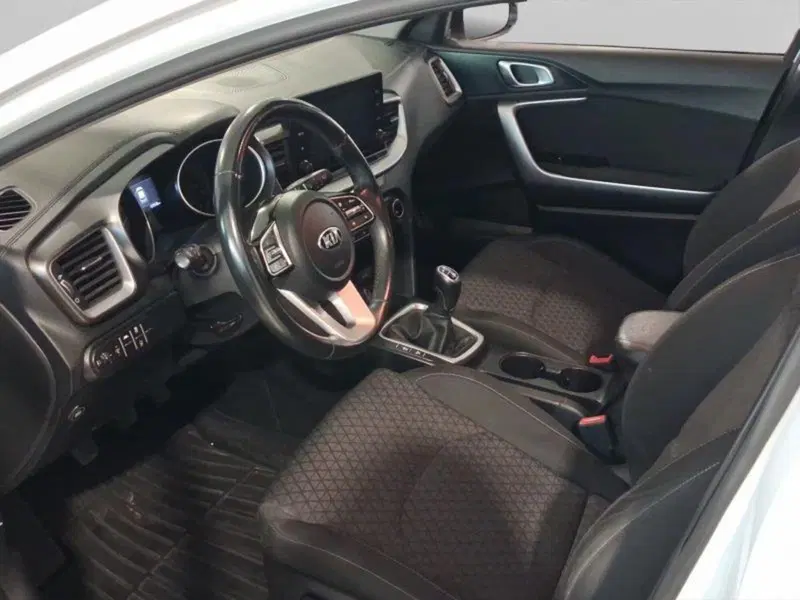 Kia XCeed usata a Genova (9)