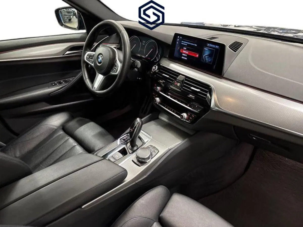 BMW Serie 5 Touring usata a Cagliari (17)