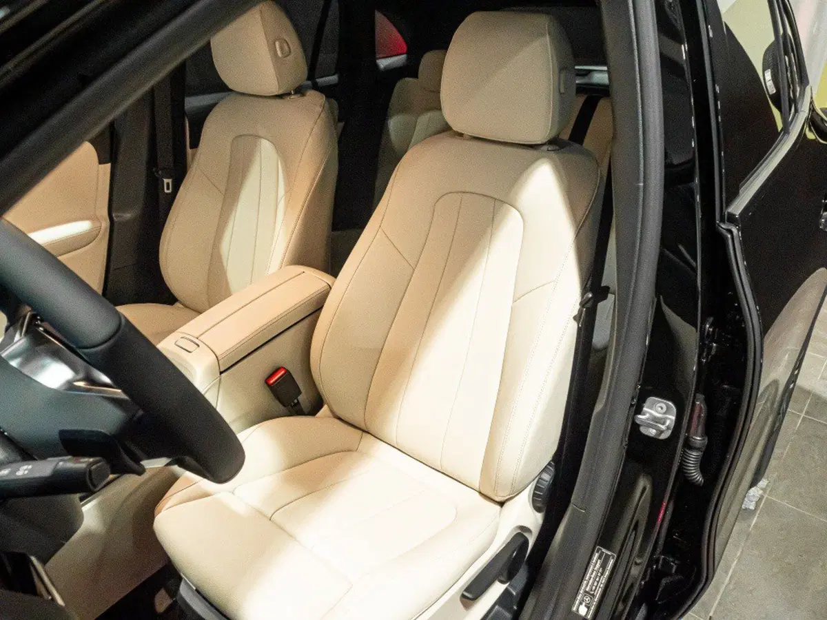 Mercedes-Benz GLA SUV nuova a Ancona (11)