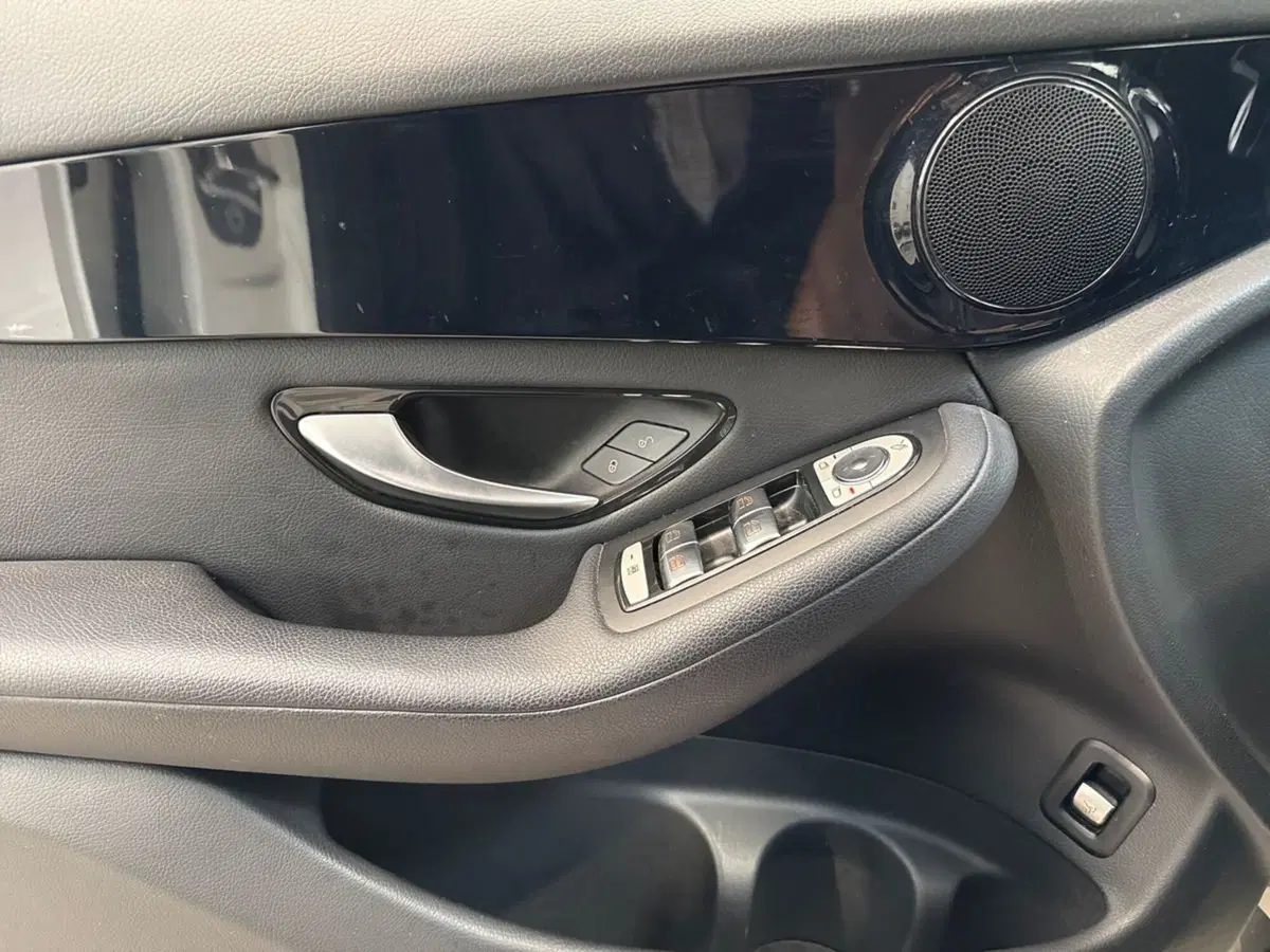 Mercedes-Benz GLC SUV usata a Rimini (17)