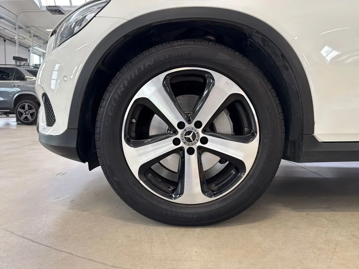 Mercedes-Benz GLC SUV usata a Rimini (8)