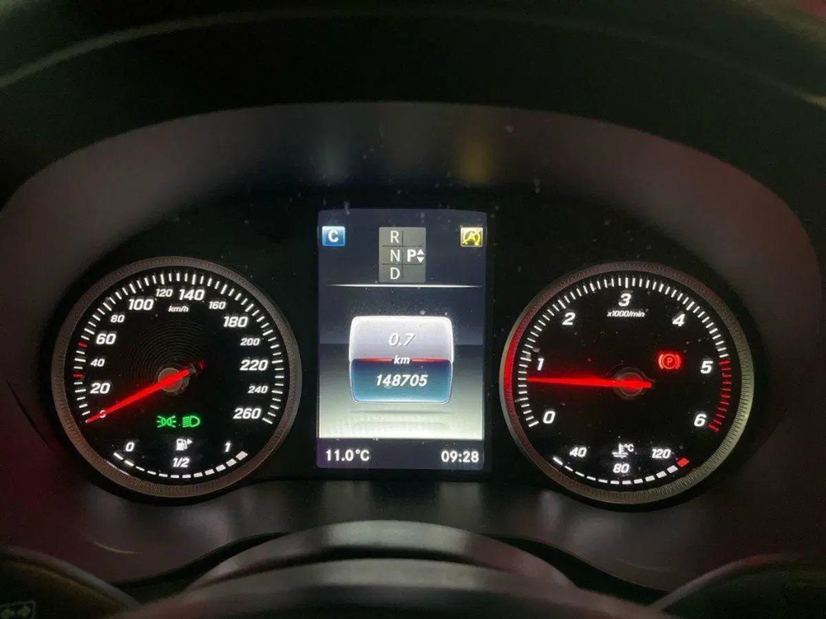 Mercedes-Benz GLC SUV usata a Ancona (9)