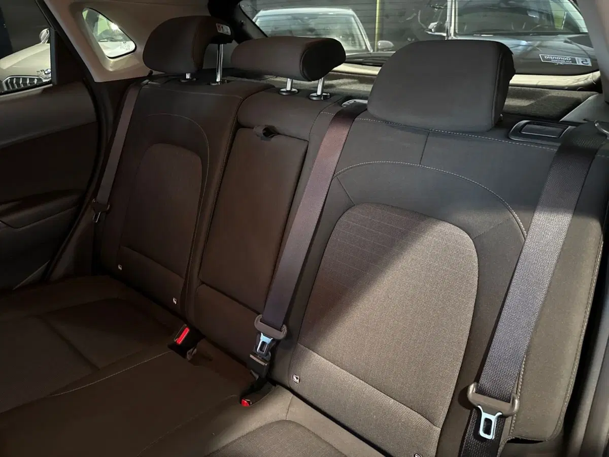 Hyundai Kona usata a Ancona (13)