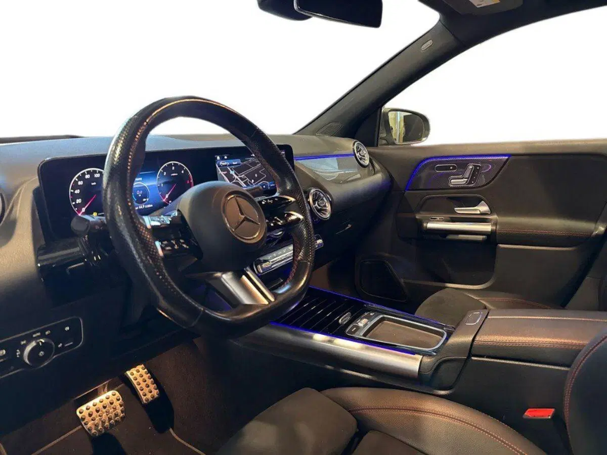 Mercedes-Benz GLA SUV usata a Ancona (16)