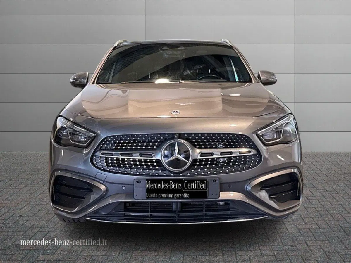 Mercedes-Benz GLA SUV usata a Ancona (6)