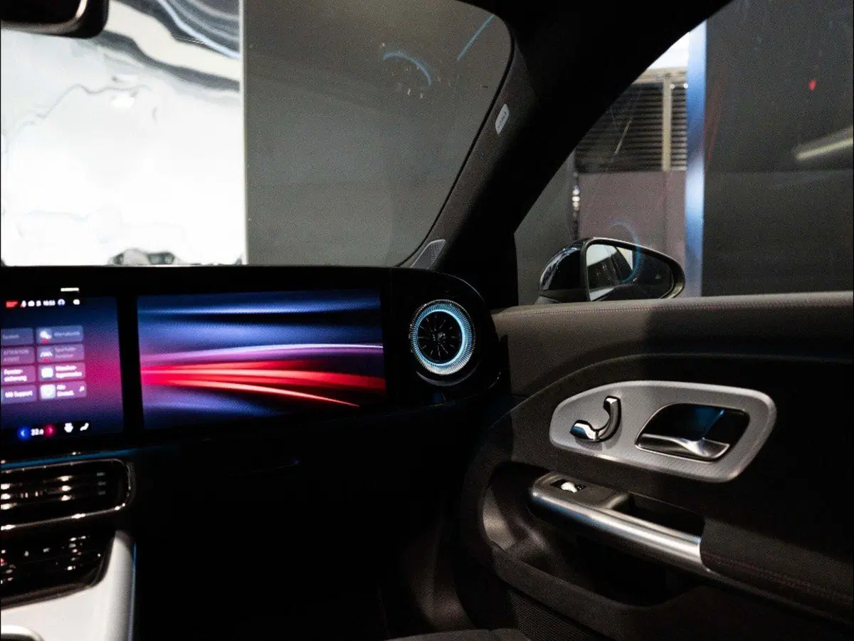 Mercedes-Benz CLA Shooting Brake nuova a Ancona (18)
