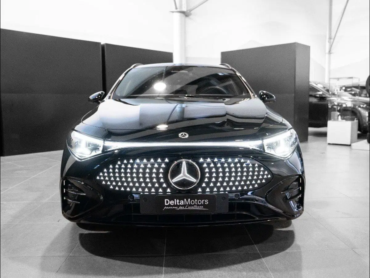 Mercedes-Benz CLA Shooting Brake nuova a Ancona (5)