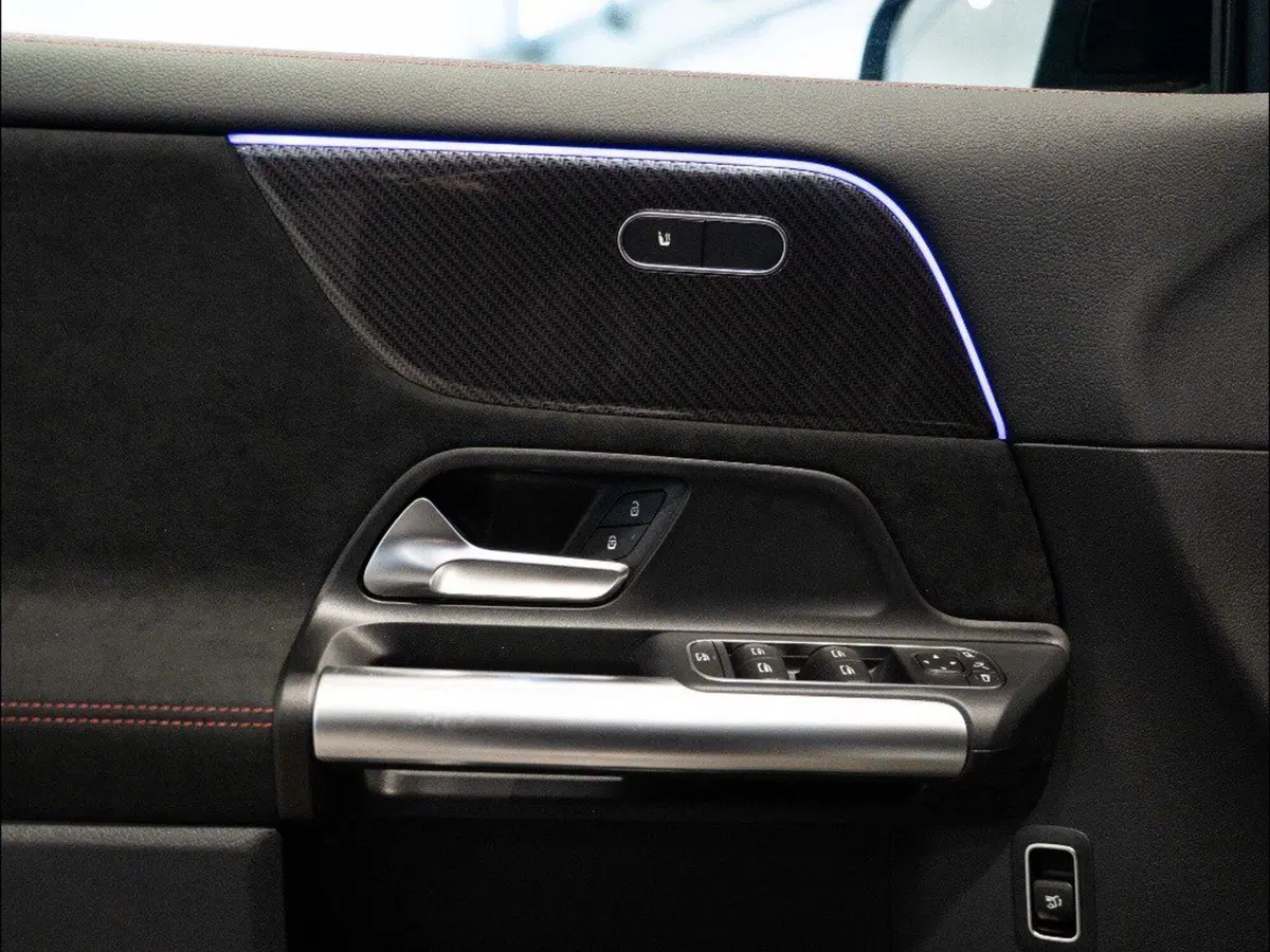 Mercedes-Benz GLA SUV nuova a Ancona (13)