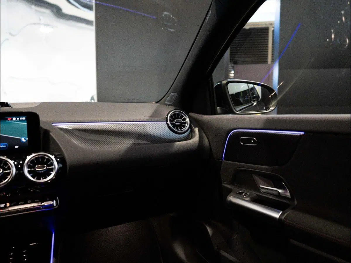 Mercedes-Benz GLA SUV nuova a Ancona (19)