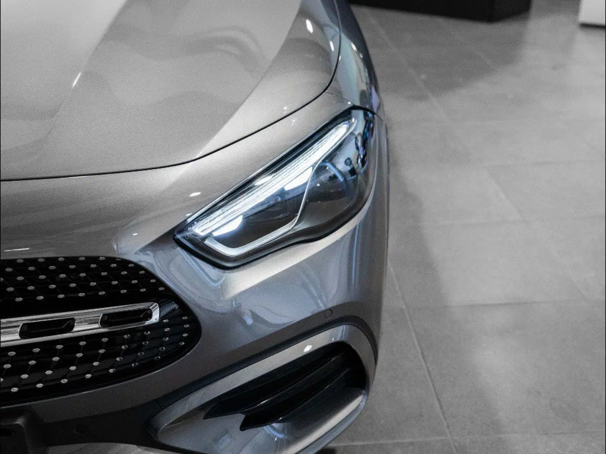 Mercedes-Benz GLA SUV nuova a Ancona (6)