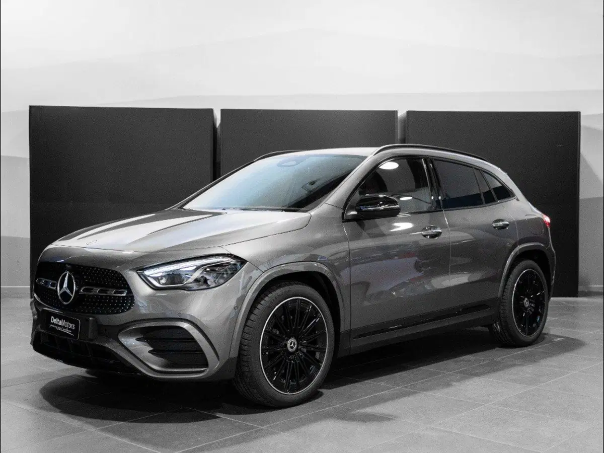 Mercedes-Benz GLA SUV nuova a Ancona