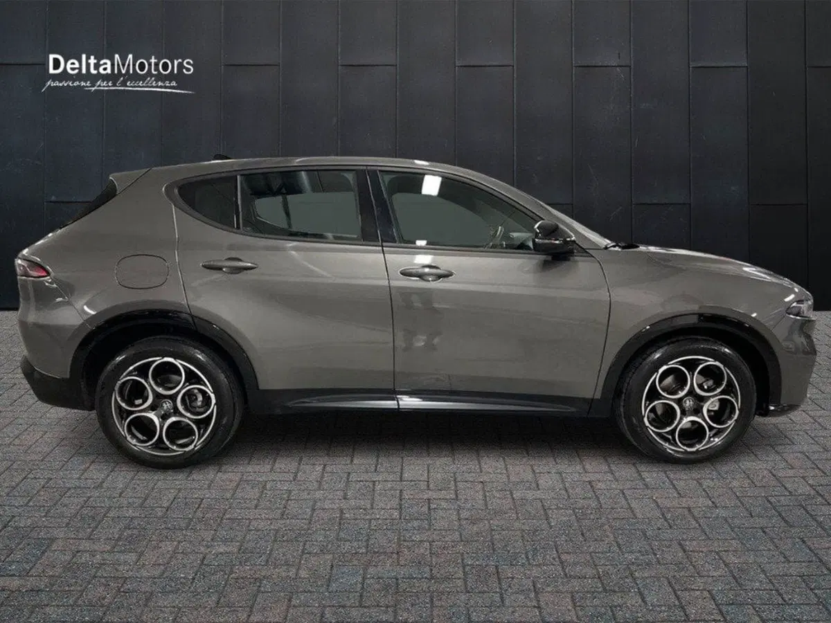 Alfa Romeo Tonale usata a Macerata (5)
