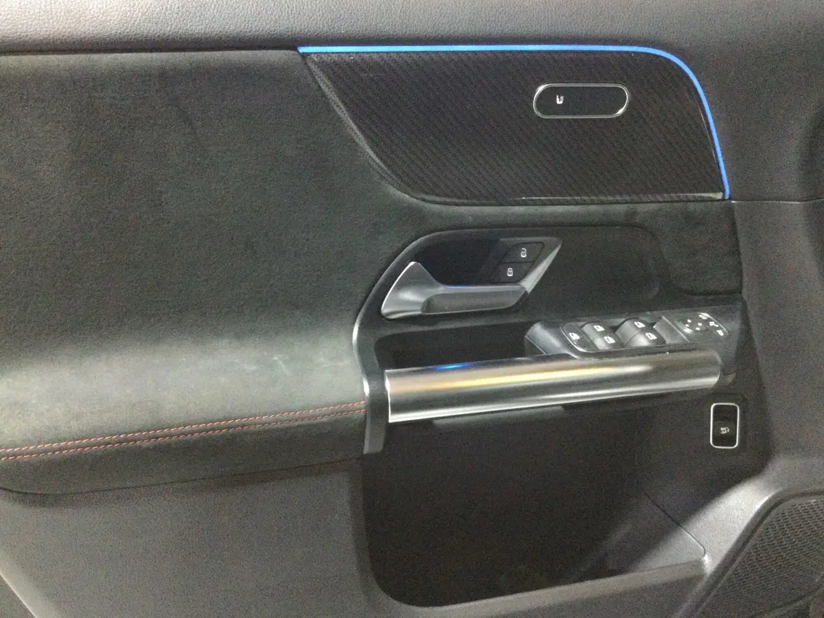 Mercedes-Benz GLA SUV usata a Caserta (10)