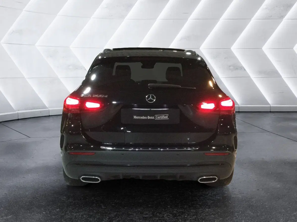 Mercedes-Benz GLA SUV usata a Caserta (5)