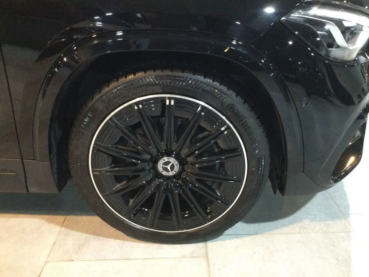 Mercedes-Benz GLA SUV usata a Caserta (9)