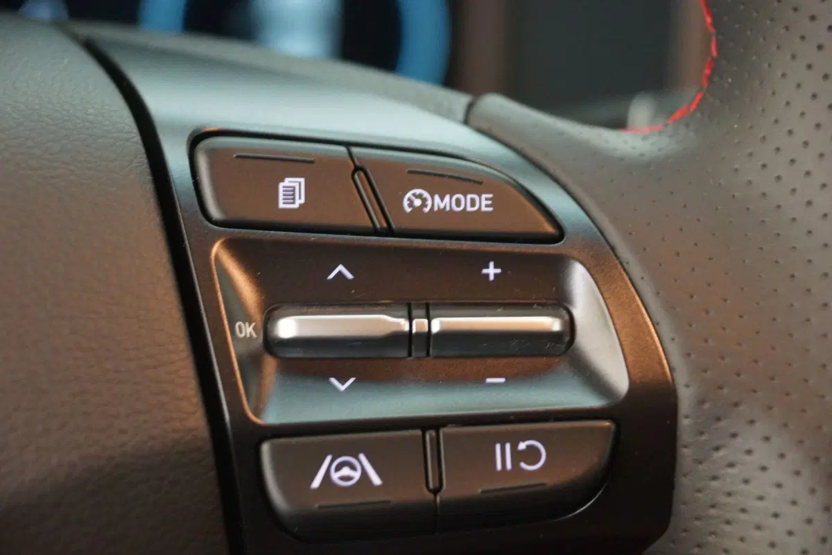 Hyundai Kona usata a Torino (14)