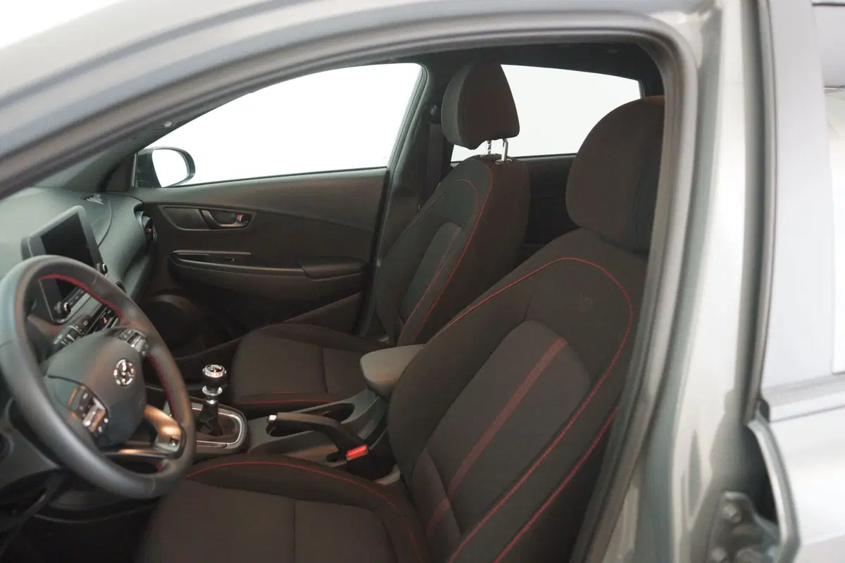 Hyundai Kona usata a Torino (9)
