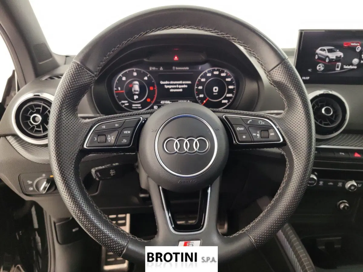 Audi Q2 usata a Massa-Carrara (14)