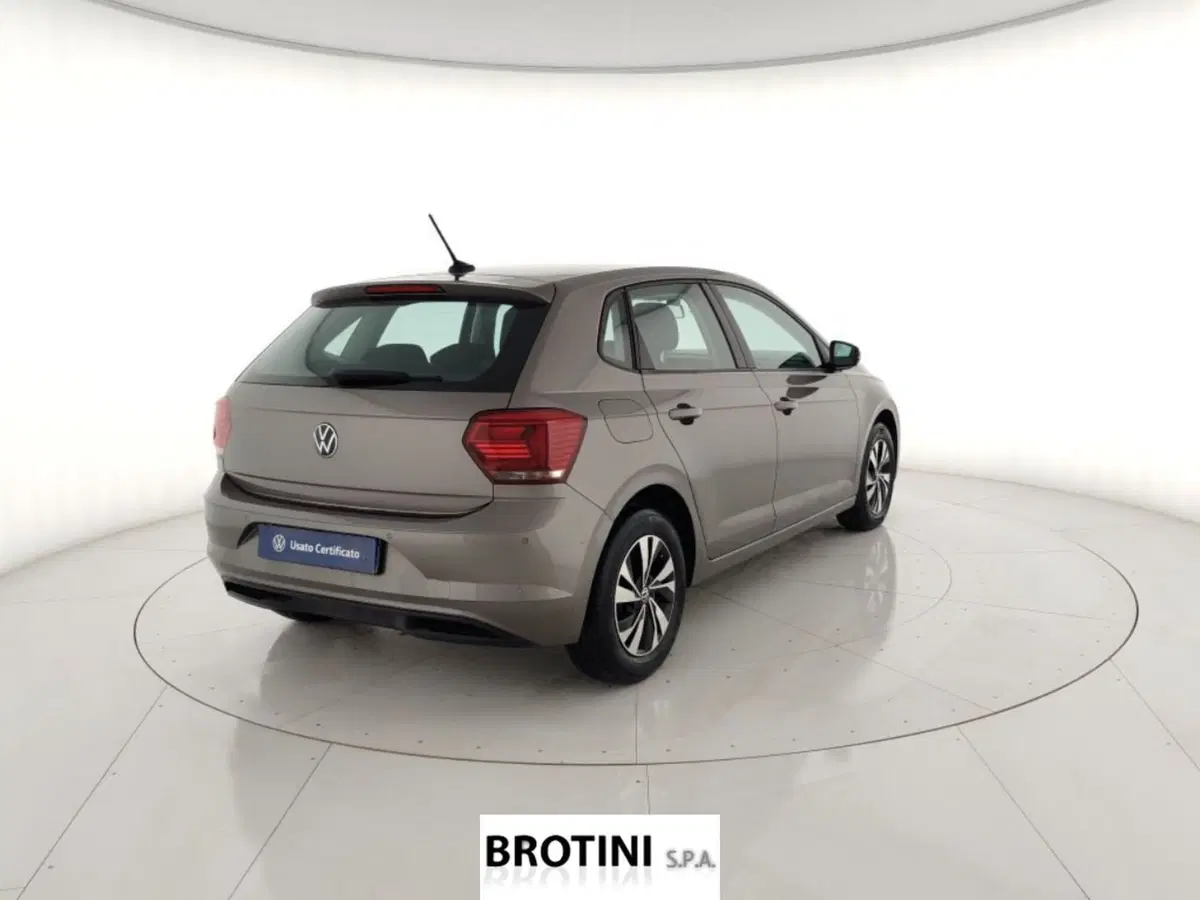 Volkswagen Polo usata a Massa-Carrara (3)