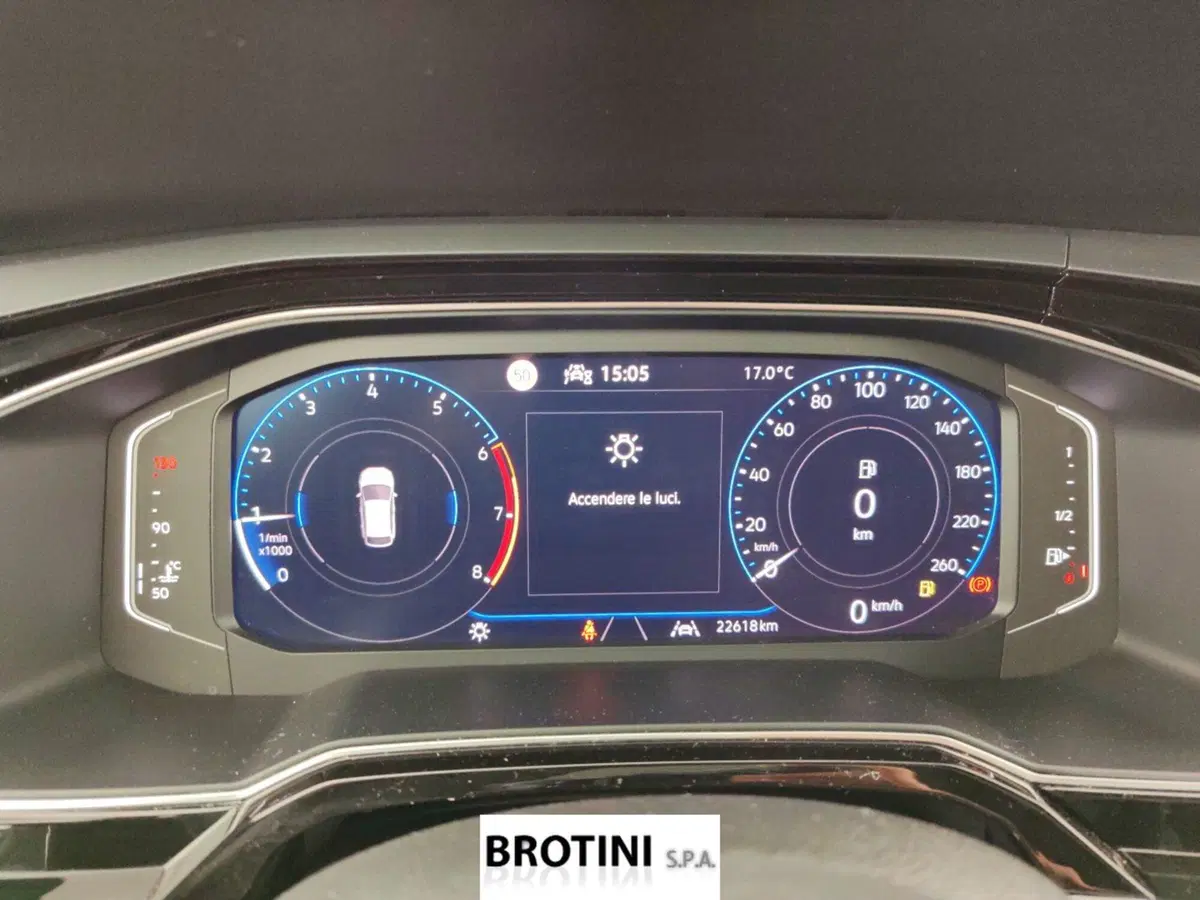 Volkswagen Taigo usata a Massa-Carrara (14)