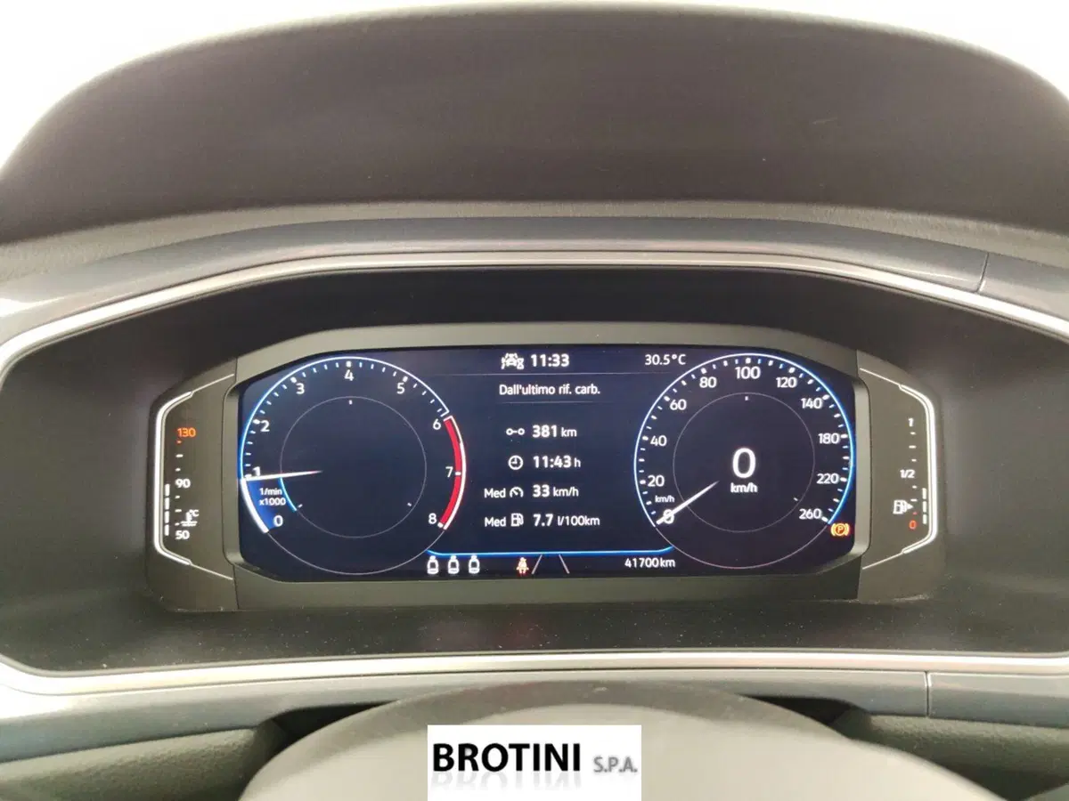 Volkswagen T-Roc usata a Massa-Carrara (13)