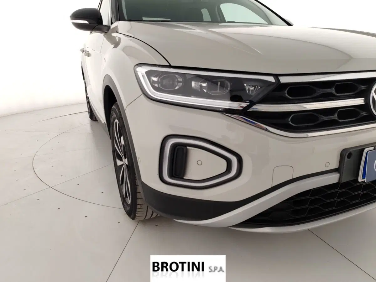 Volkswagen T-Roc usata a Massa-Carrara (5)