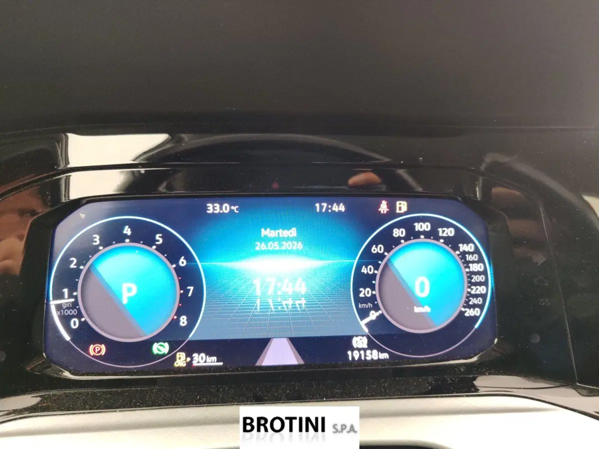 Volkswagen Golf usata a Massa-Carrara (13)