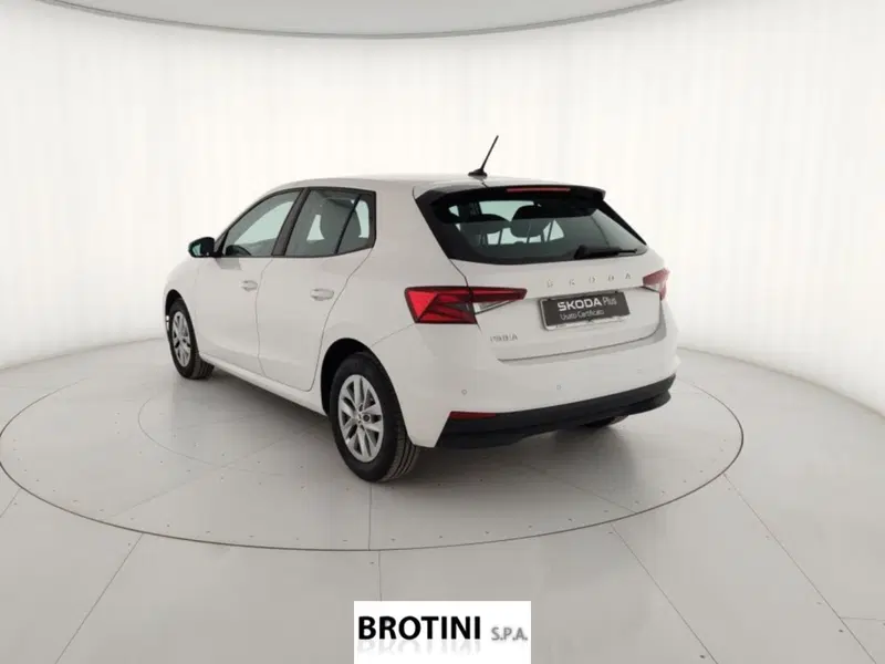 Skoda Fabia usata a Massa-Carrara (2)