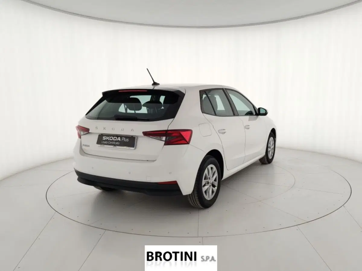 Skoda Fabia usata a Massa-Carrara (3)