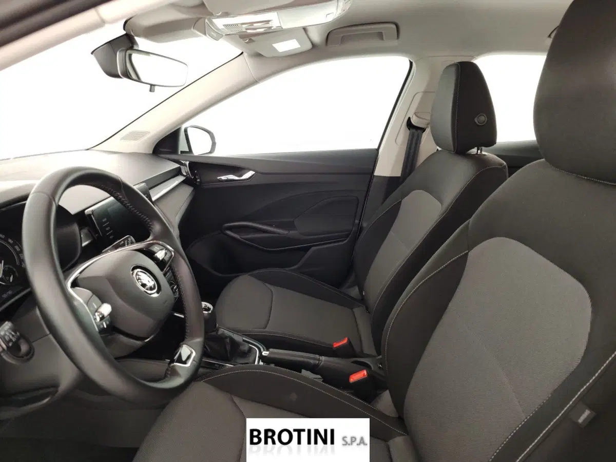 Skoda Fabia usata a Massa-Carrara (7)
