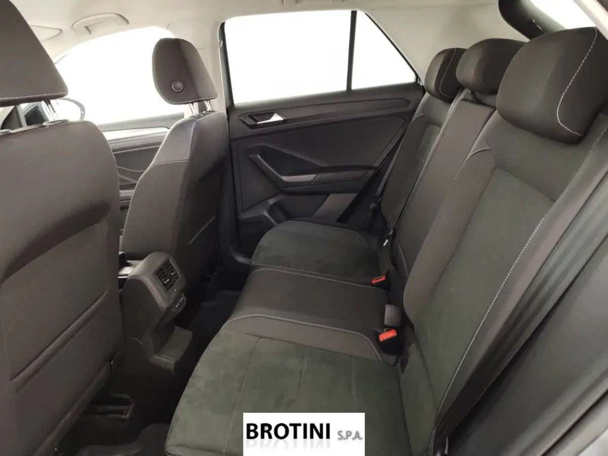 Volkswagen T-Roc usata a Massa-Carrara (10)
