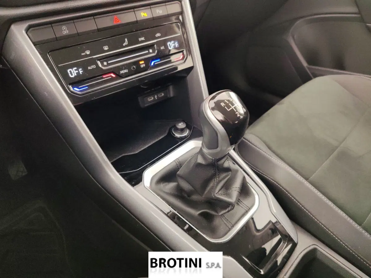 Volkswagen T-Roc usata a Massa-Carrara (11)