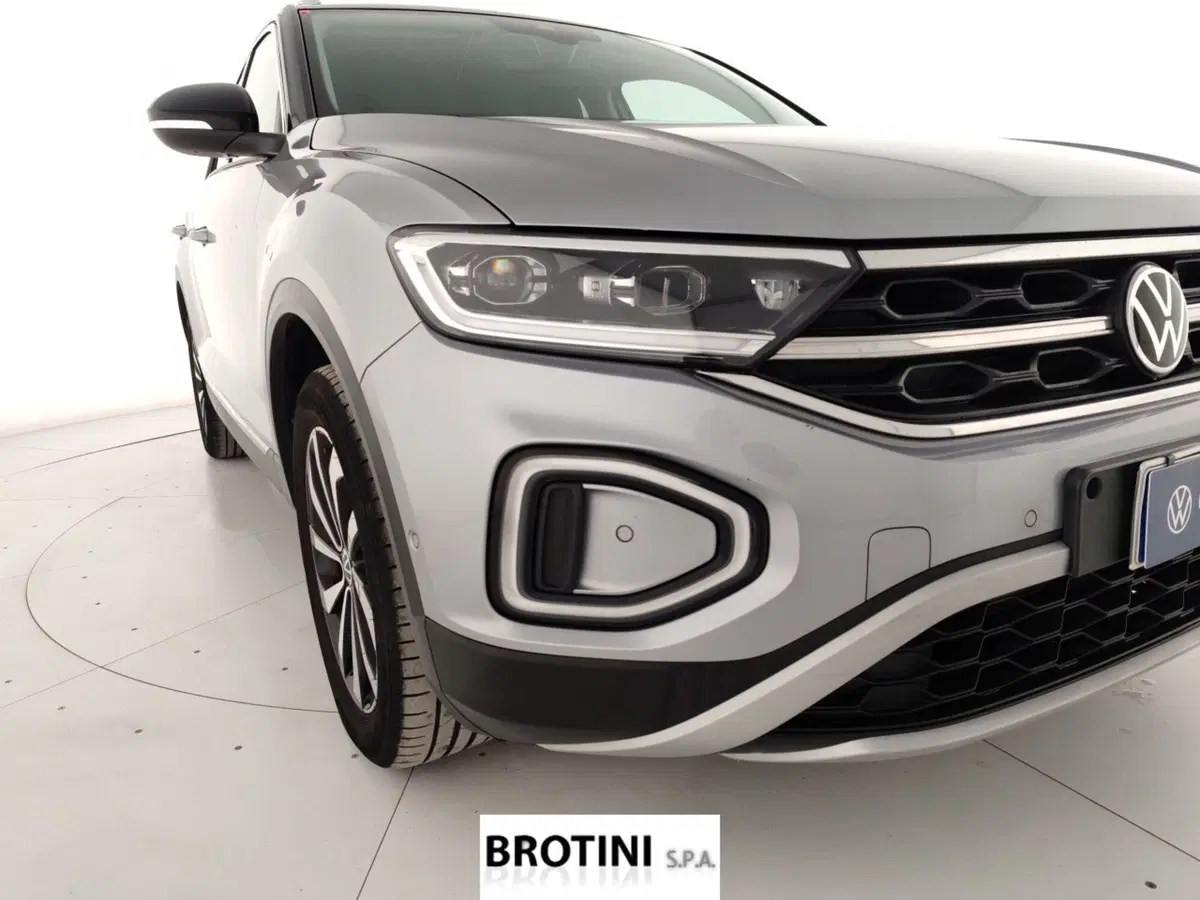 Volkswagen T-Roc usata a Massa-Carrara (5)