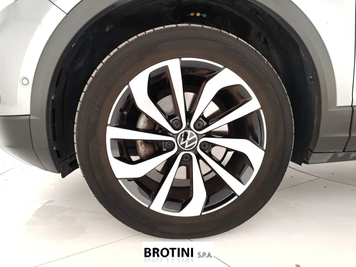 Volkswagen T-Roc usata a Massa-Carrara (6)
