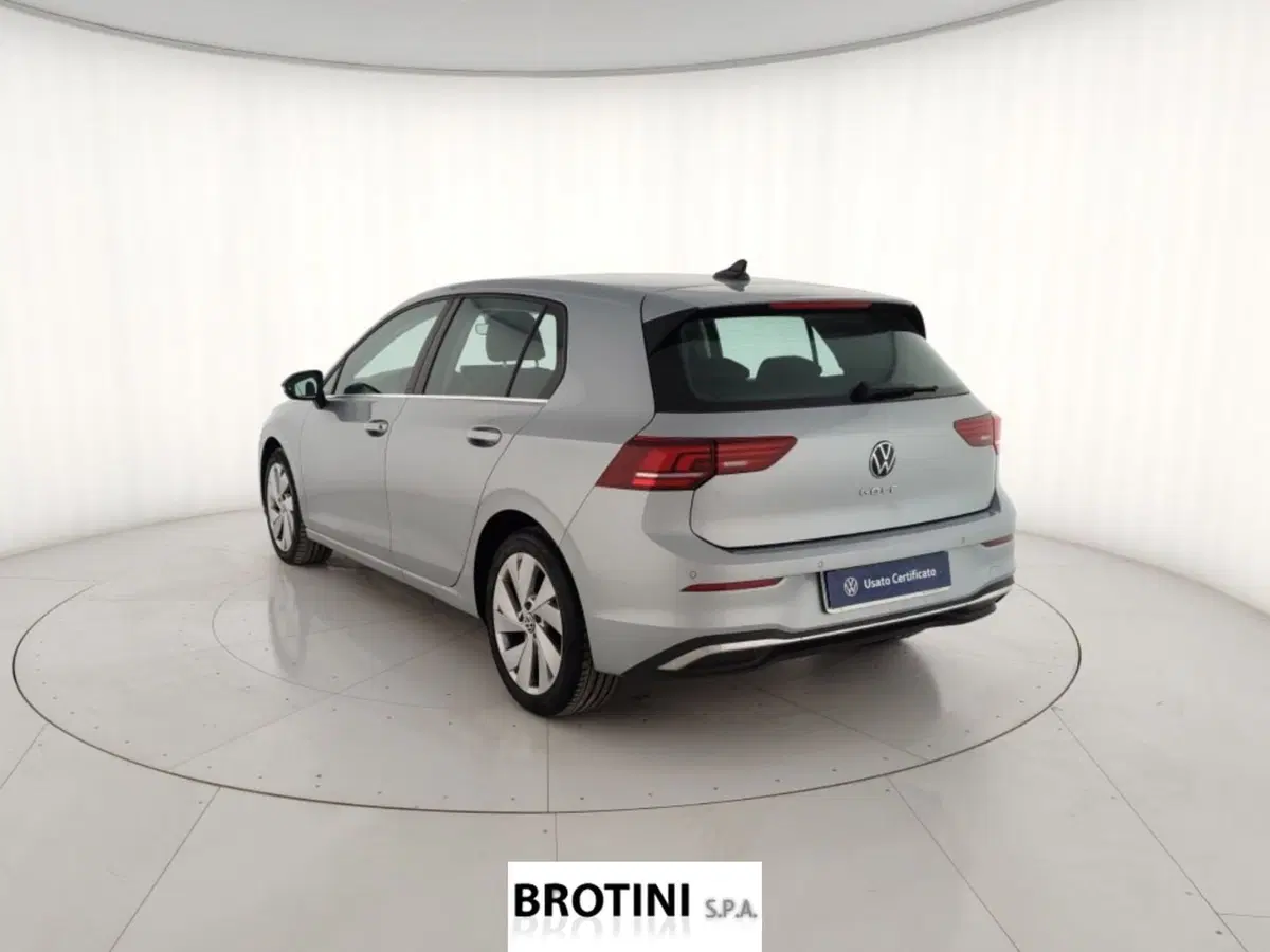 Volkswagen Golf usata a Massa-Carrara (2)