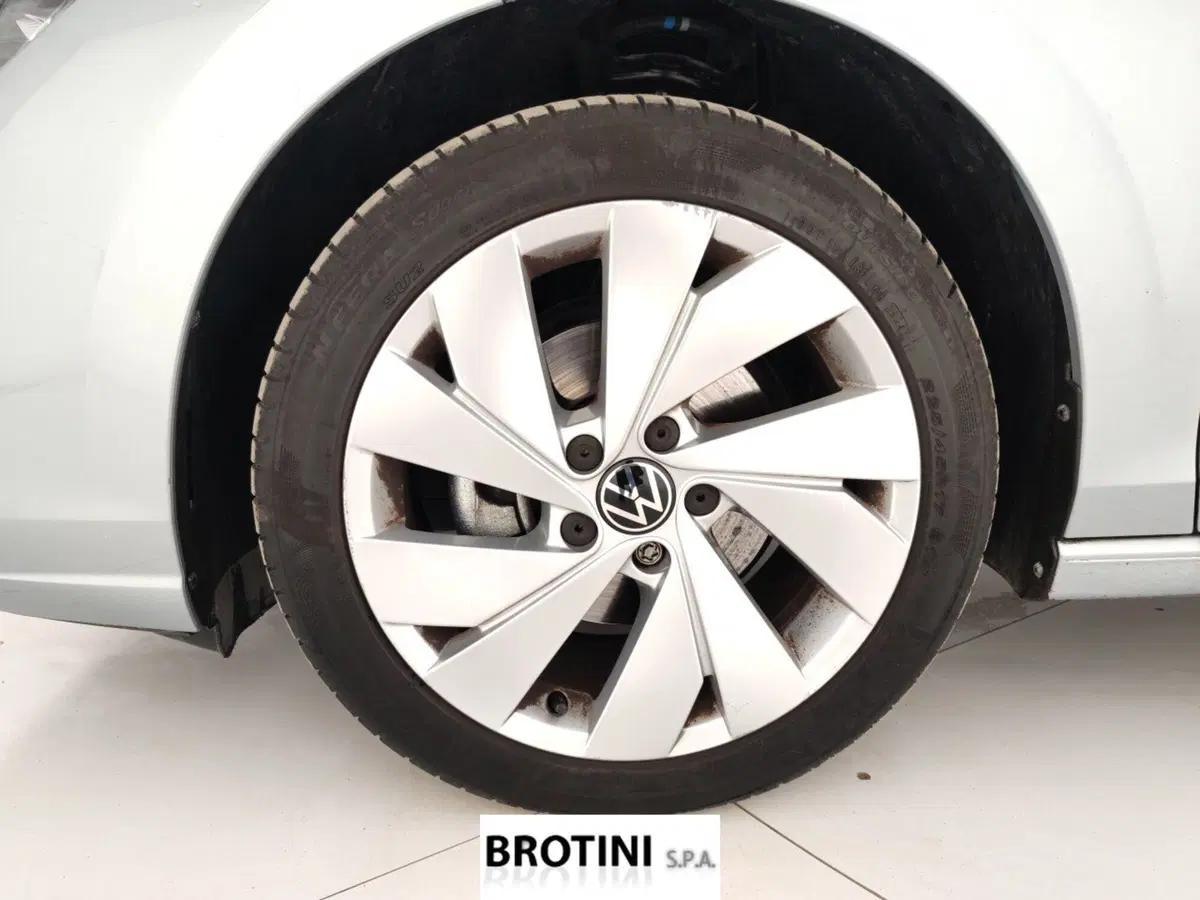 Volkswagen Golf usata a Massa-Carrara (6)