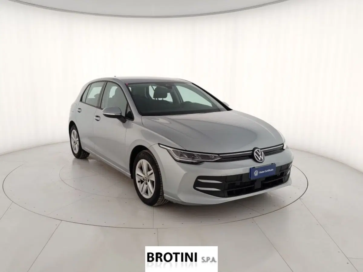 Volkswagen Golf usata a Massa-Carrara (4)
