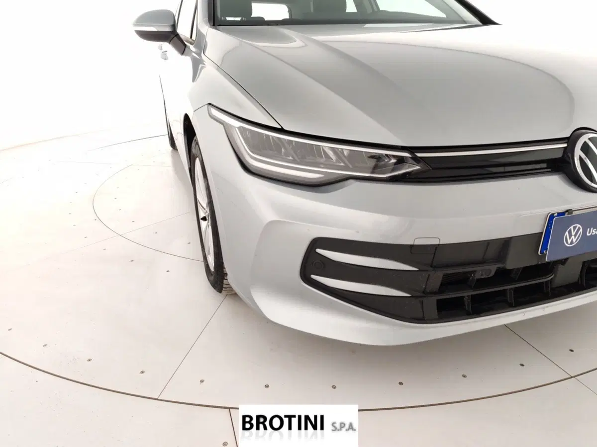 Volkswagen Golf usata a Massa-Carrara (5)
